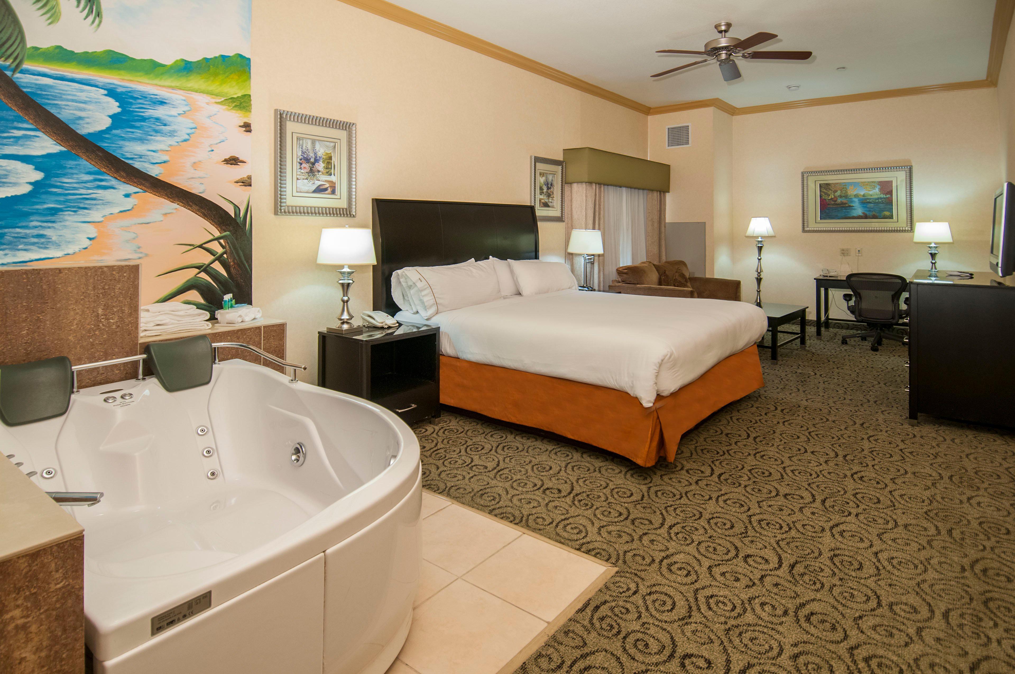 Holiday Inn Express & Suites Bakersfield Central Zewnętrze zdjęcie